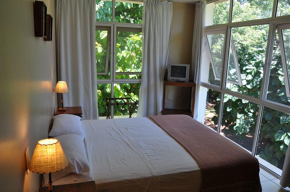 Iguazu Inn Hostel بويرتو إجوازو المظهر الخارجي الصورة