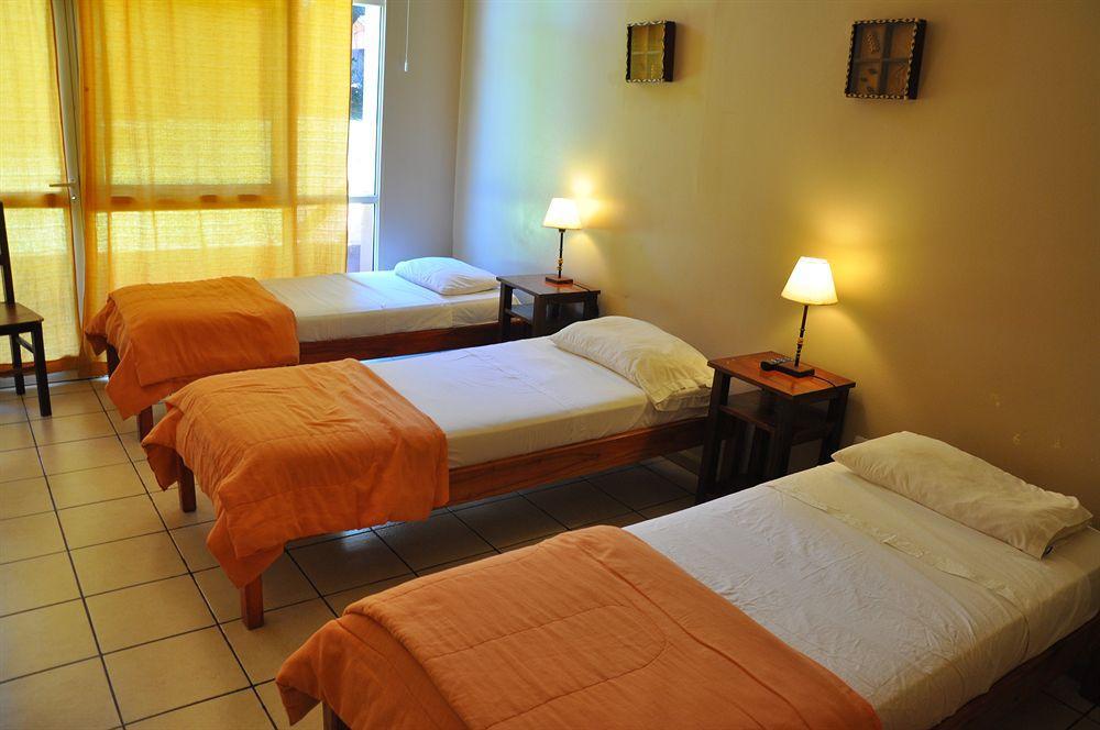 Iguazu Inn Hostel بويرتو إجوازو المظهر الخارجي الصورة
